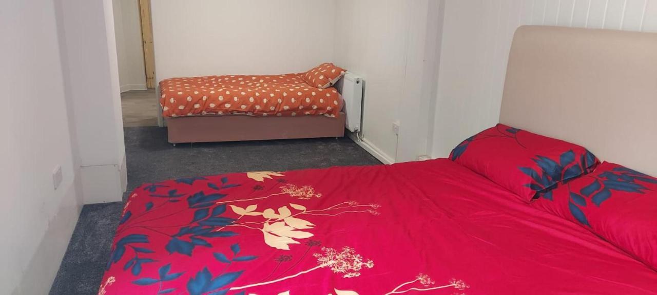 Lovely 3-Bed Apartment In Parkgate Ρόδεραμ Εξωτερικό φωτογραφία